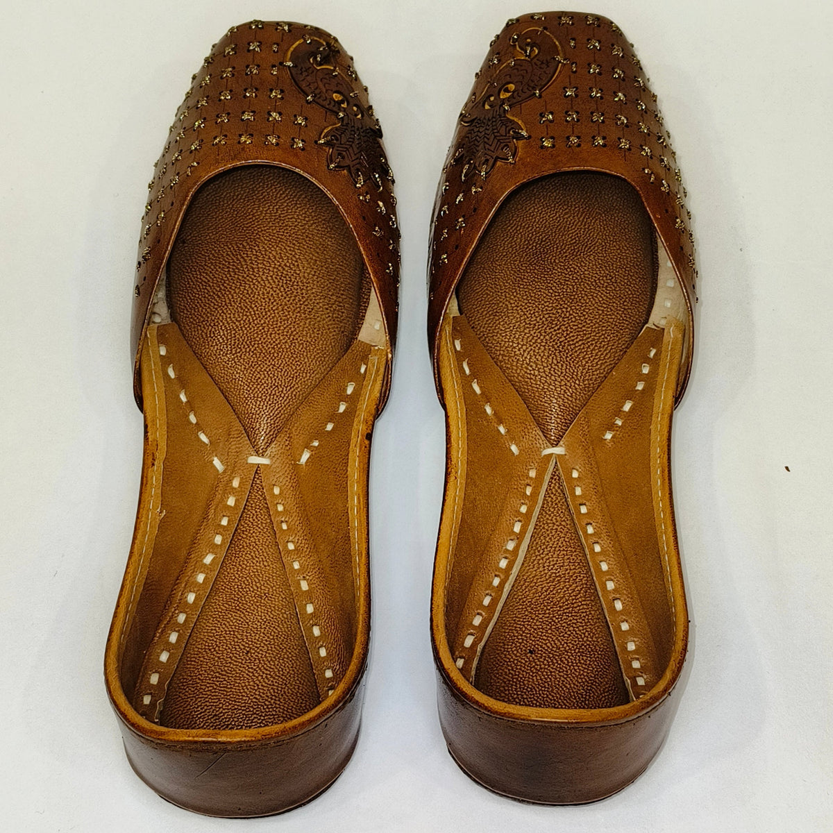 Punjabi Jutti peacock Aari Work2514