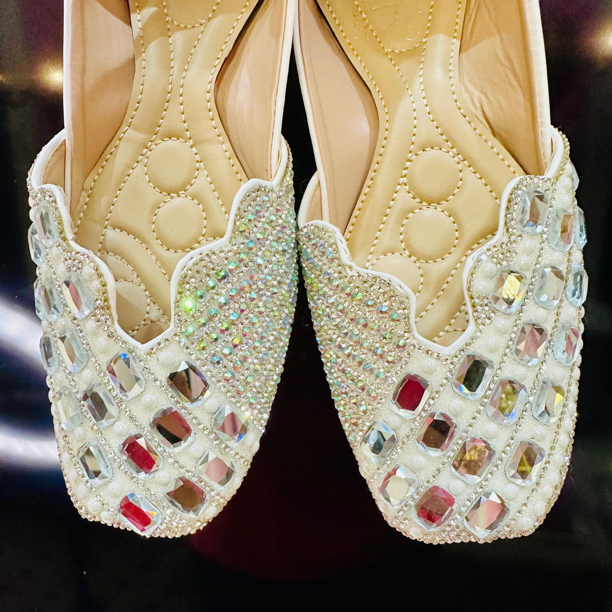 Punjabi Jutti heavy mirror cut work 0302