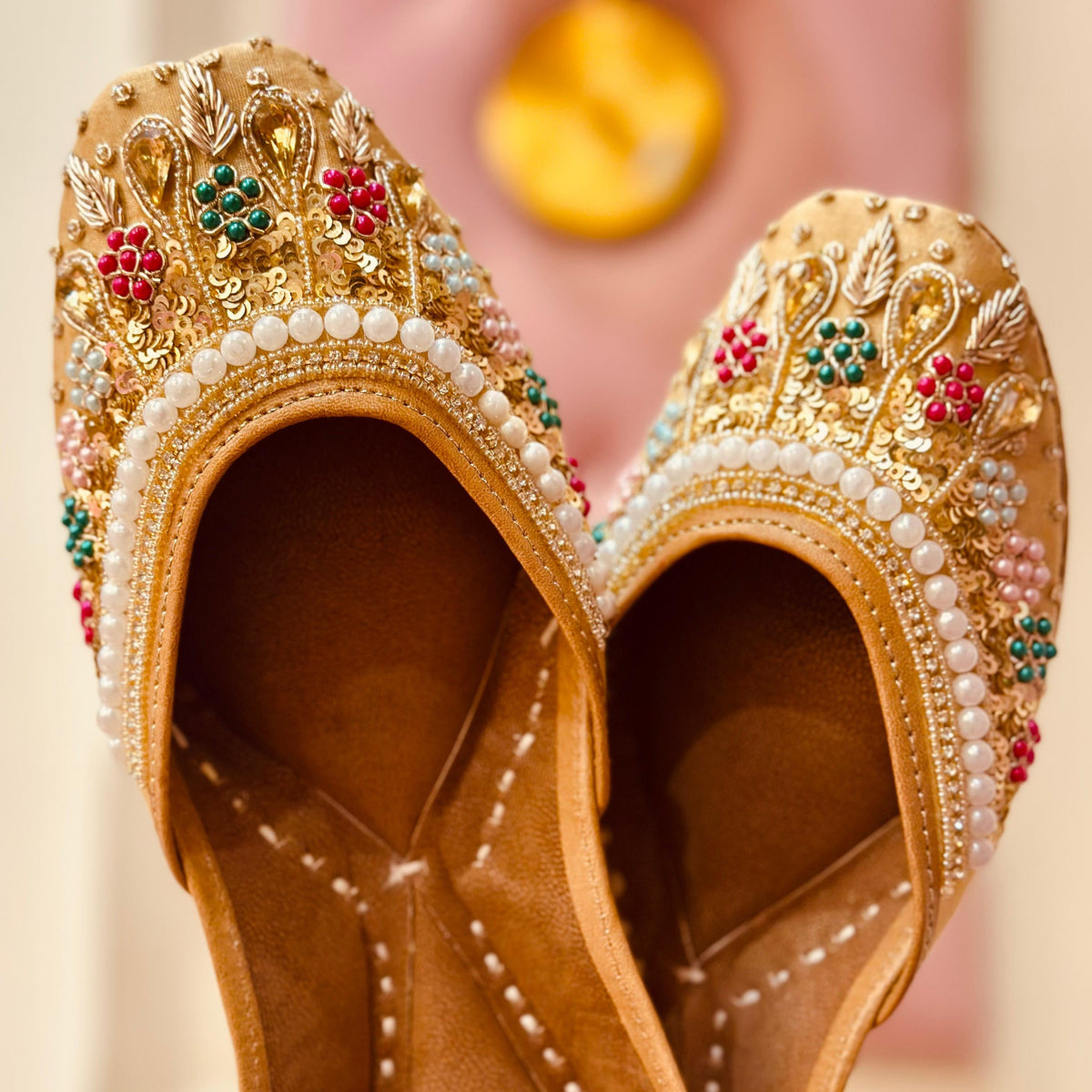 Punjabi Jutti heavy multi flower stone Work2701