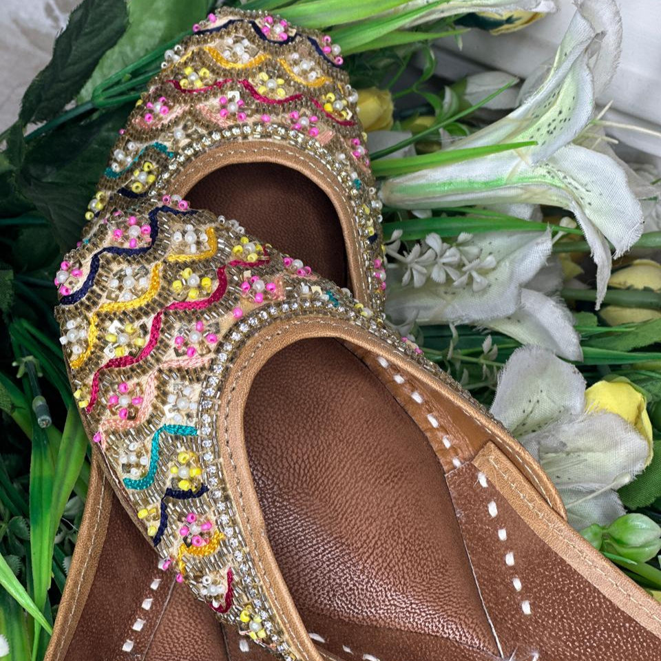 Punjabi Jutti Heavy Multi Golden Work2804
