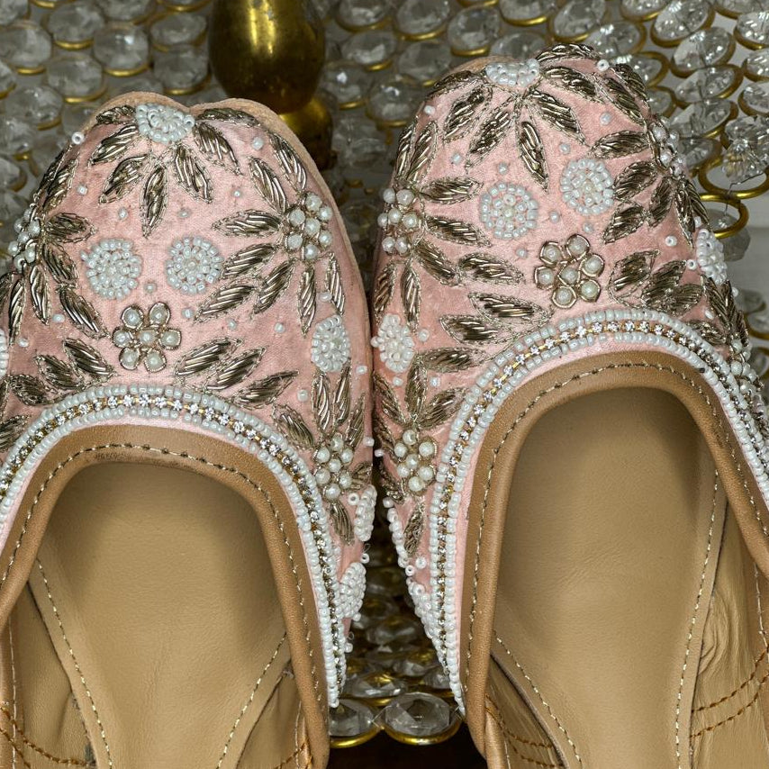 Punjabi Jutti Heavy Pearl Work2808