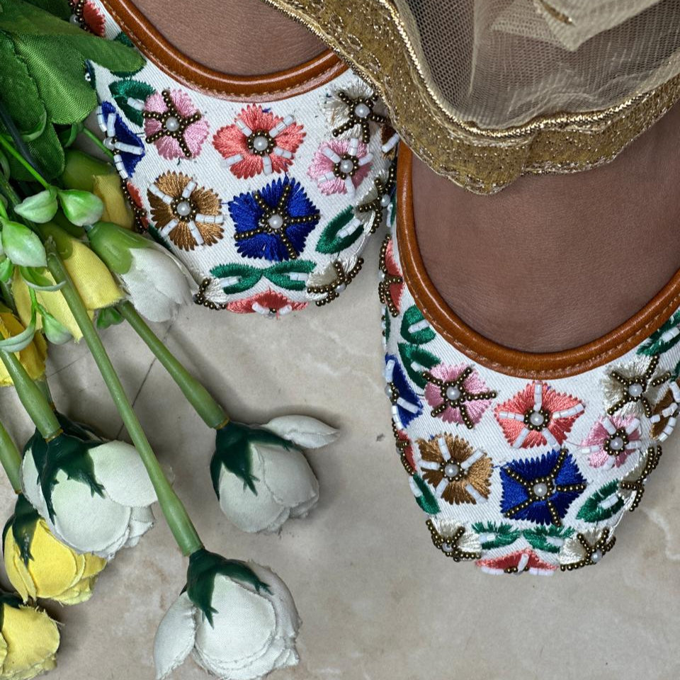 Punjabi Jutti Heavy Kadai Work2825