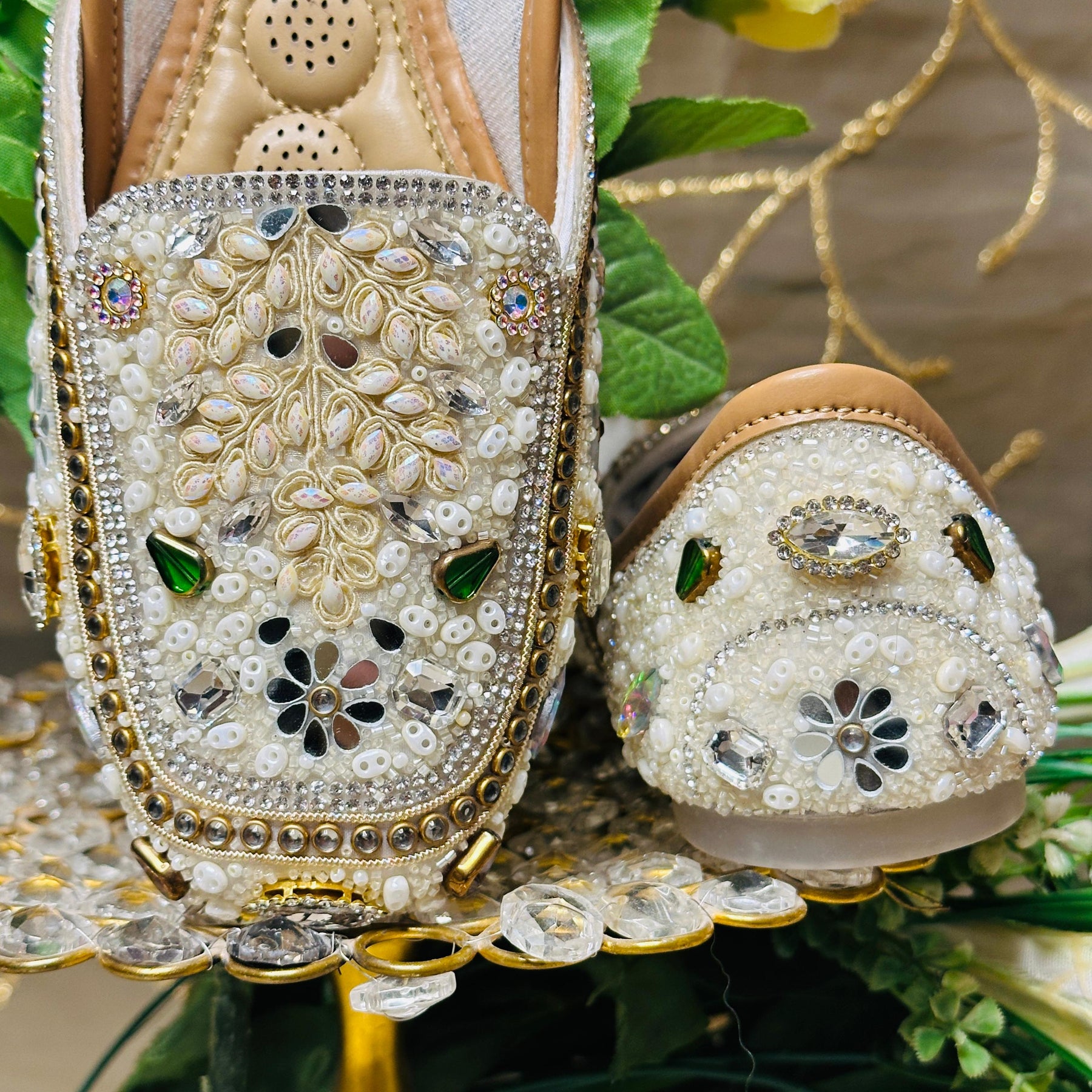 Punjabi Jutti heavy mirror work 709