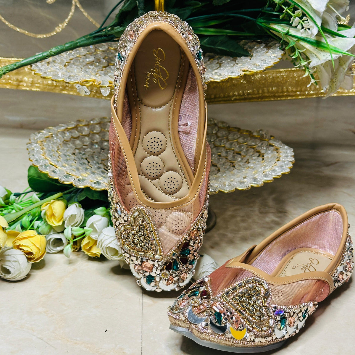 Punjabi Jutti heavy mirror work 703