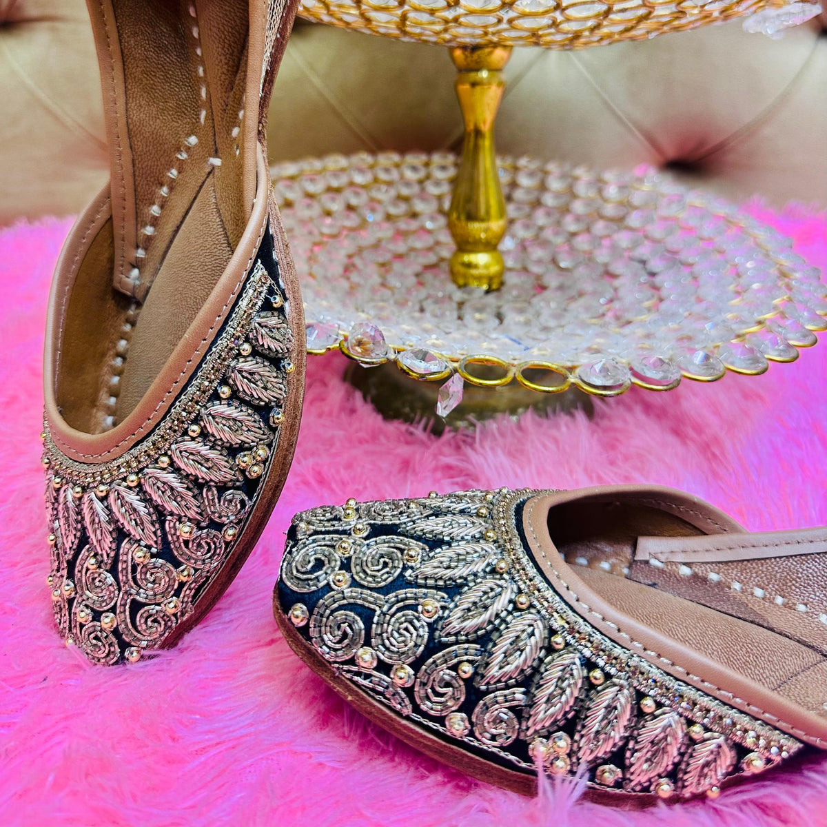 Punjabi Jutti Heavy embroidery Work2504