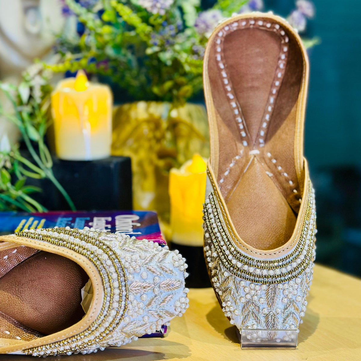 Punjabi Jutti pearl work 2921