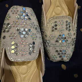 Punjabi Jutti heavy flower pearl side cut work 0308