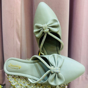 Punjabi Jutti bow with silwer strap 215