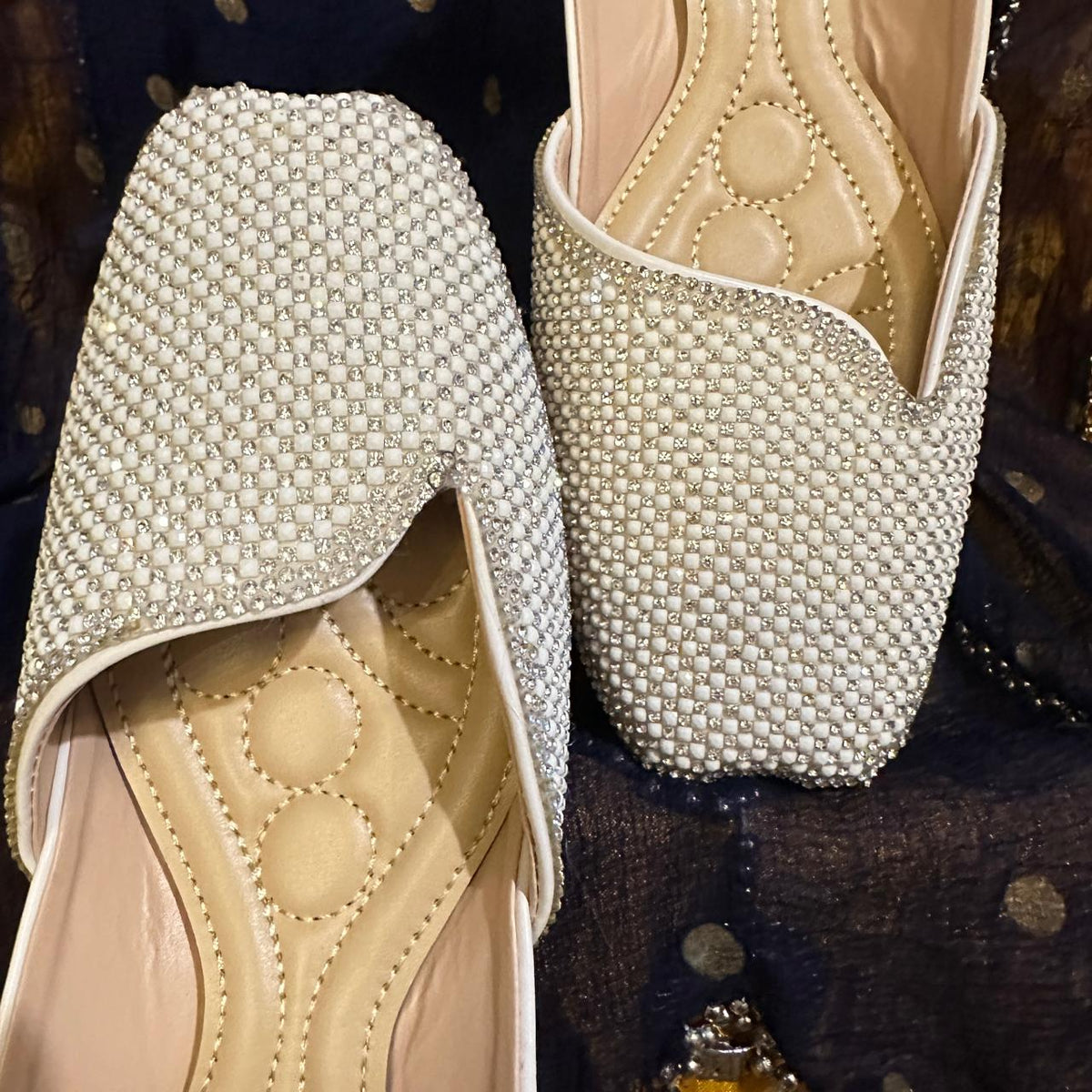 Punjabi Jutti heavy stone side cut work 0306